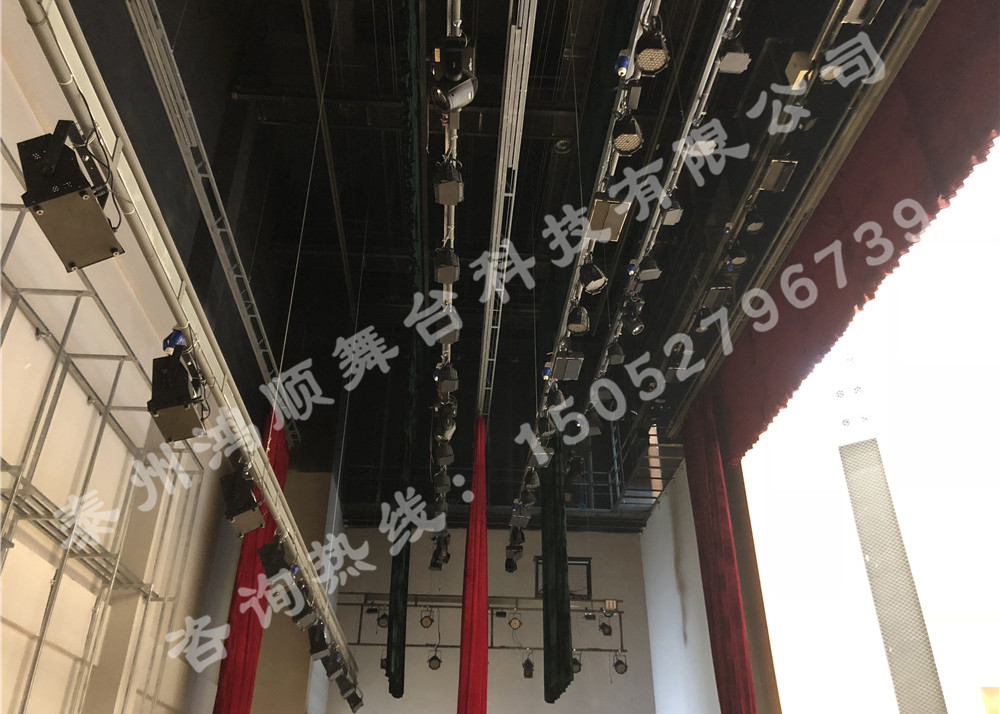 舞臺升降吊桿效果